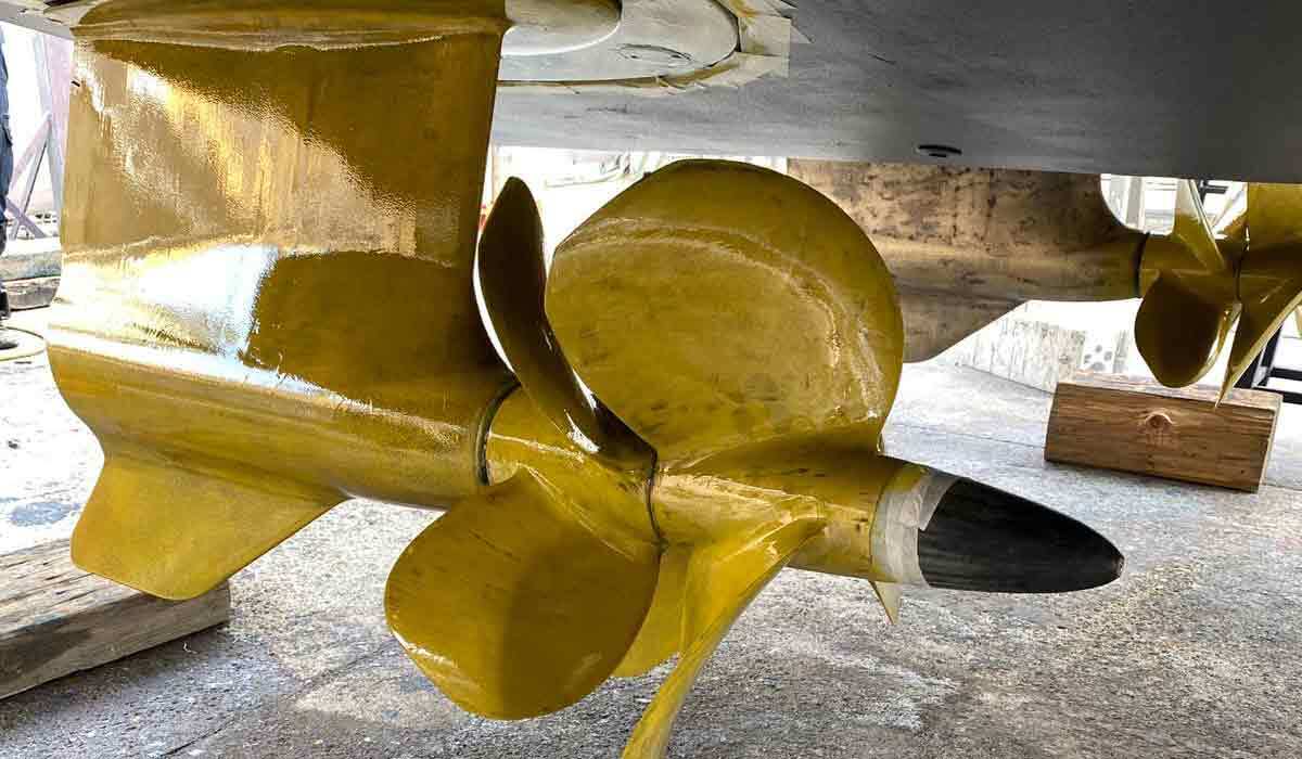 Propspeed-Volvo-2020 Princess F50 prop in boatyard Propspeed coating