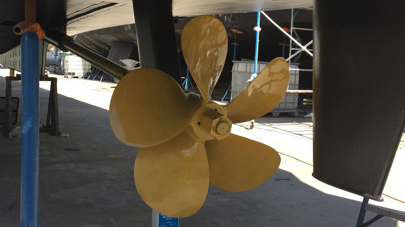 Propspeed-on-propeller-and-shaft-of-Florida-ferry-Yankee-Freedom-III