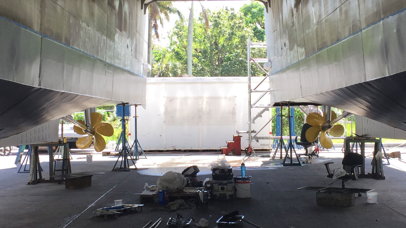 Propspeed-on-propellers-of-Florida-ferry-Yankee-Freedom-III